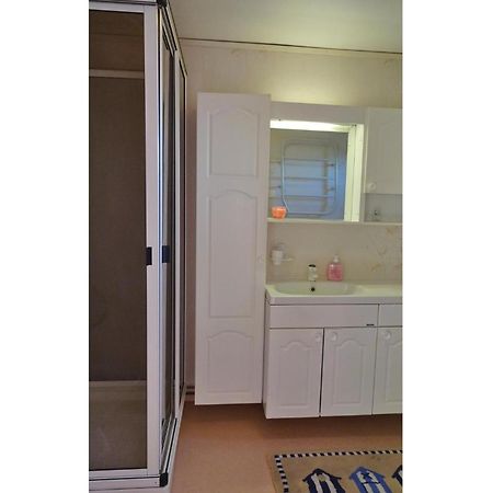 Awesome Home In Soelvesborg With House Sea View Екстериор снимка