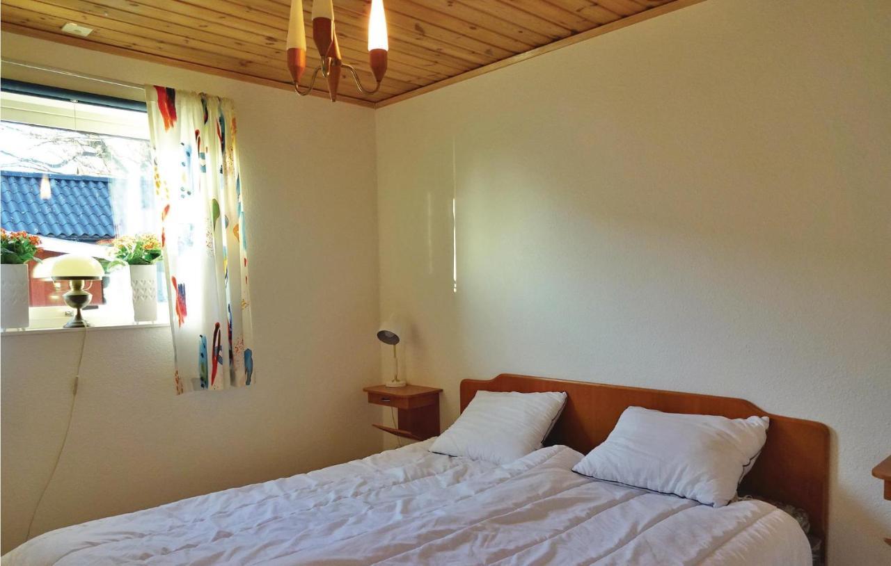 Awesome Home In Soelvesborg With House Sea View Екстериор снимка